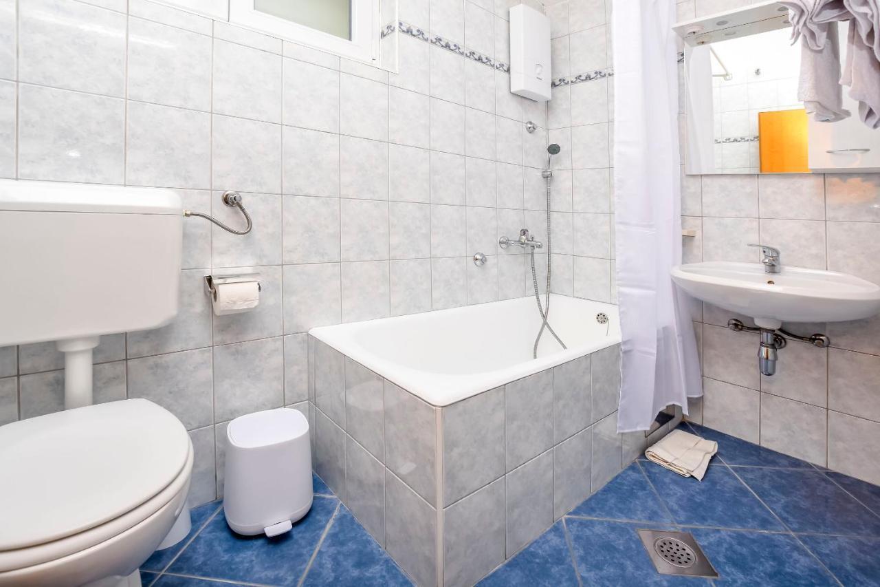 Apartment Mira พรีมอชเตน ภายนอก รูปภาพ